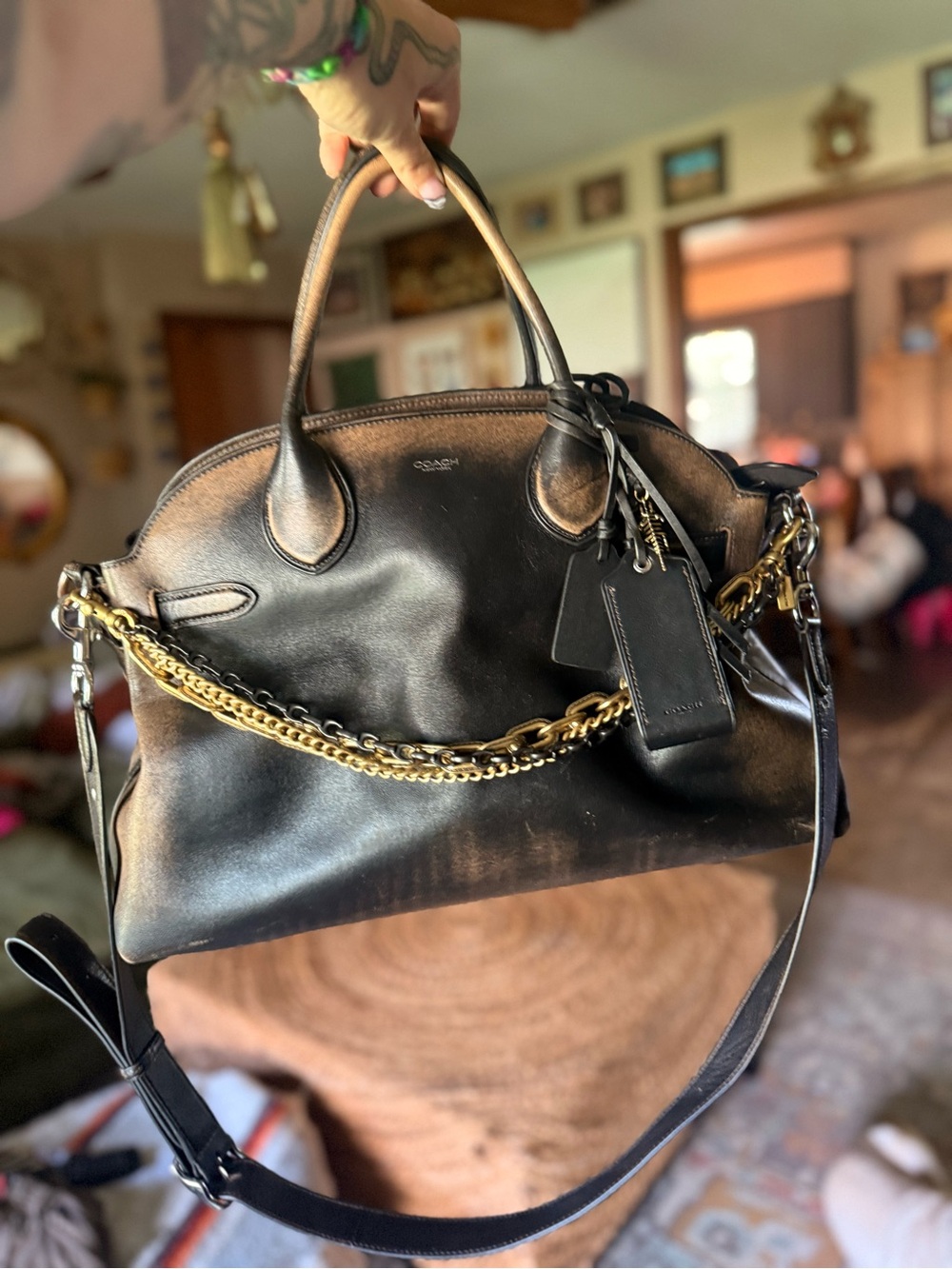 Coach Empire 40 in Loved Leather. - Picture 1 of 6